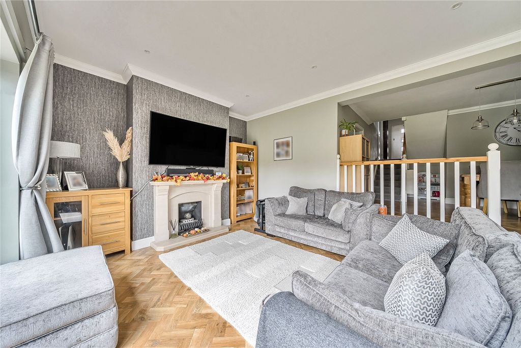 Property photo 2 of 21 Picture No. 04