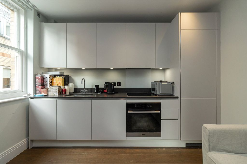 Property photo 3 of 12 Picture No. 06