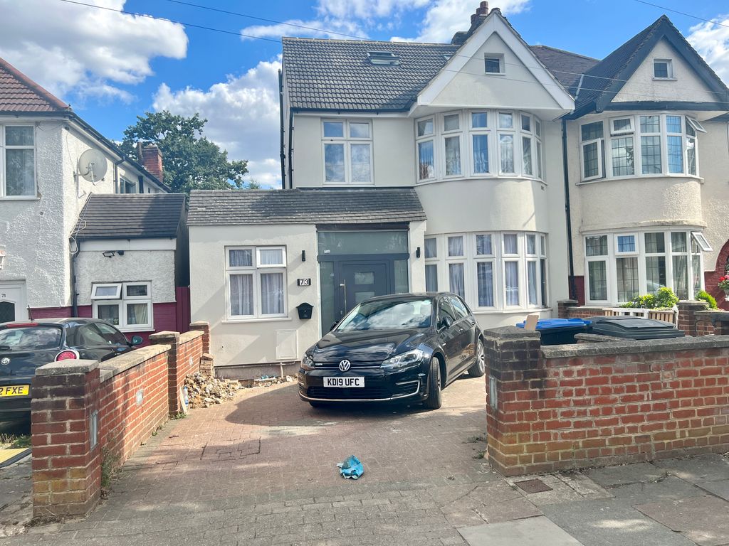 Property photo 1 of 6