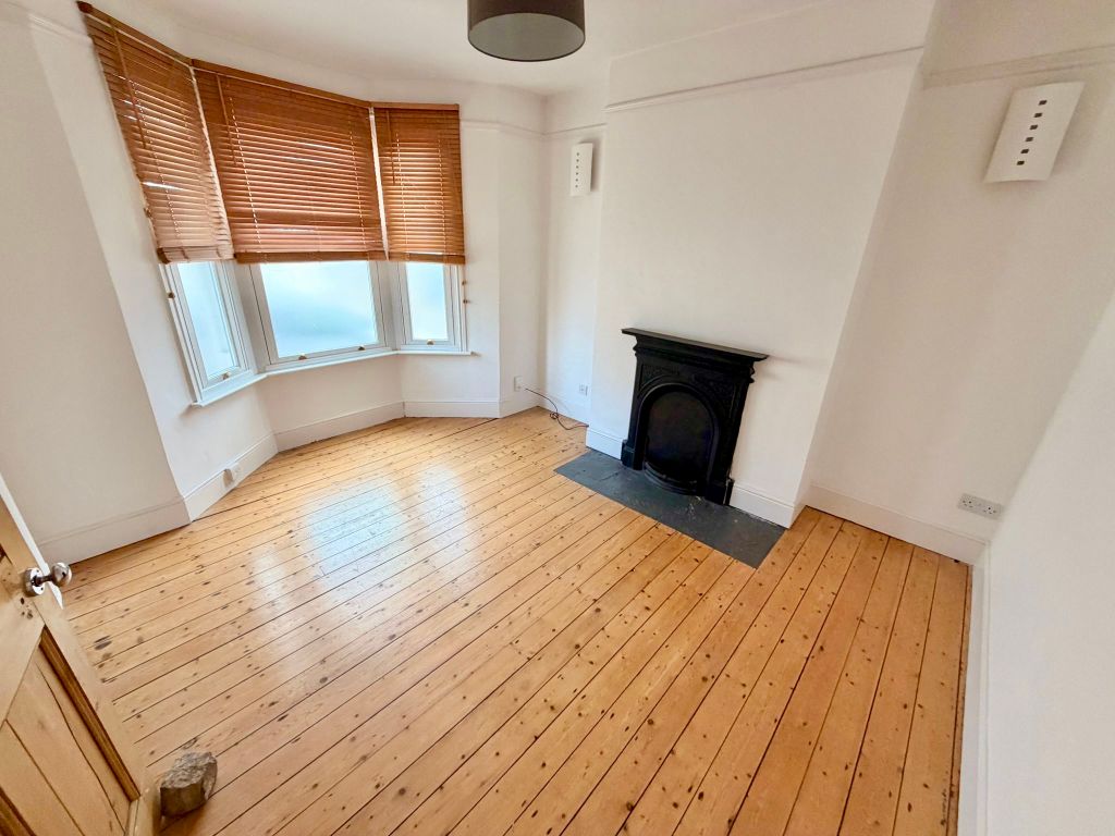 Property photo 2 of 15 Image
