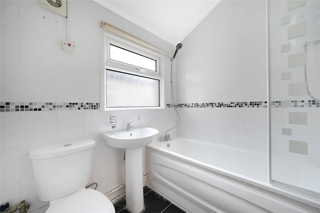 Property photo 3 of 16 Picture No. 13