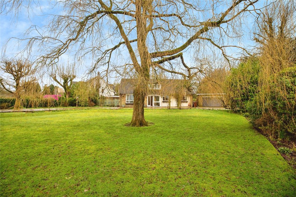 Property photo 2 of 51 Picture No. 10