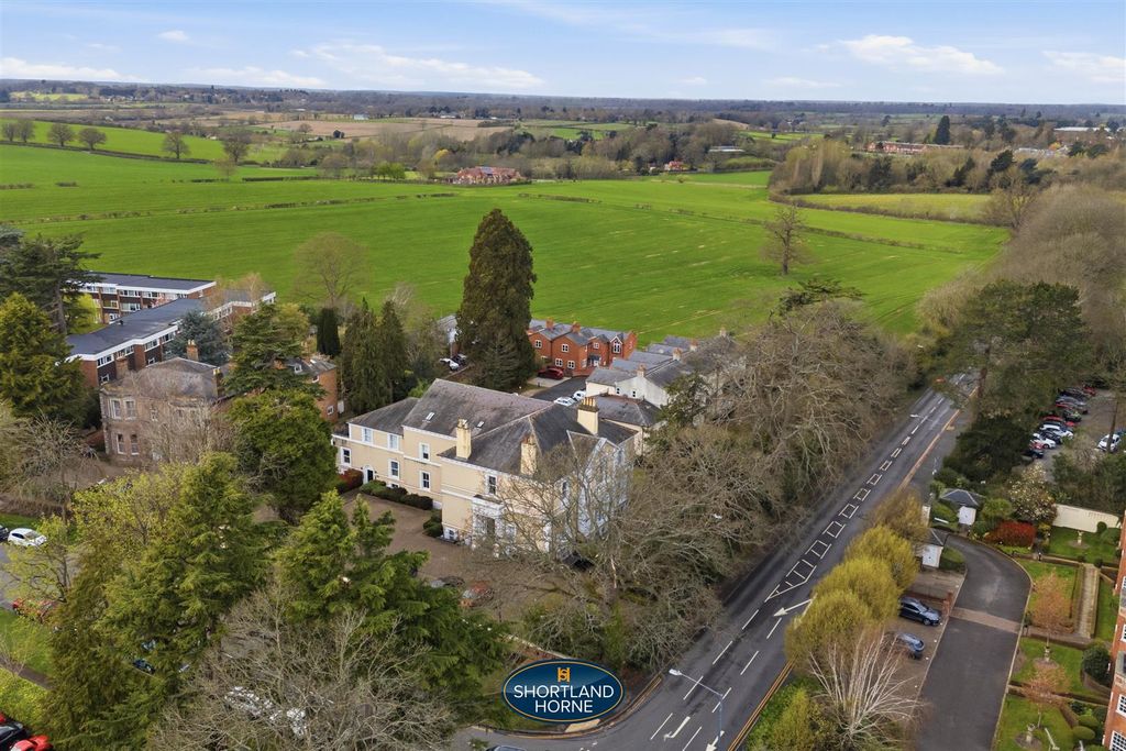 Property photo 2 of 27 8 Northumberland Park (25 Of 26).Jpg