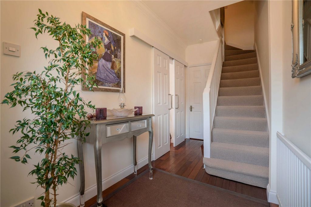 Property photo 3 of 21 Picture No. 06