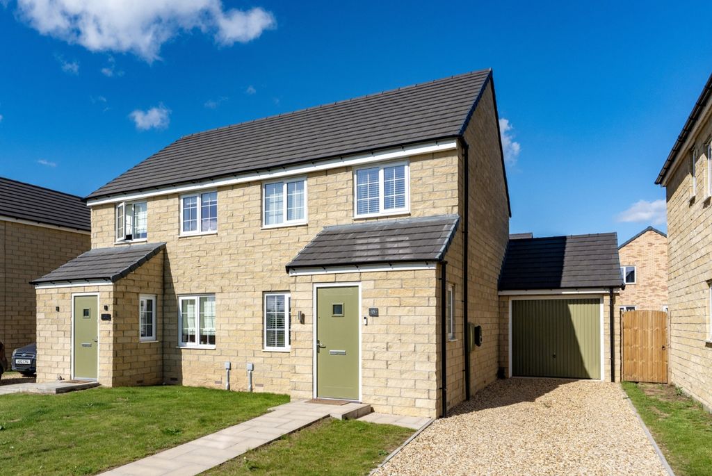 Property photo 1 of 15 1