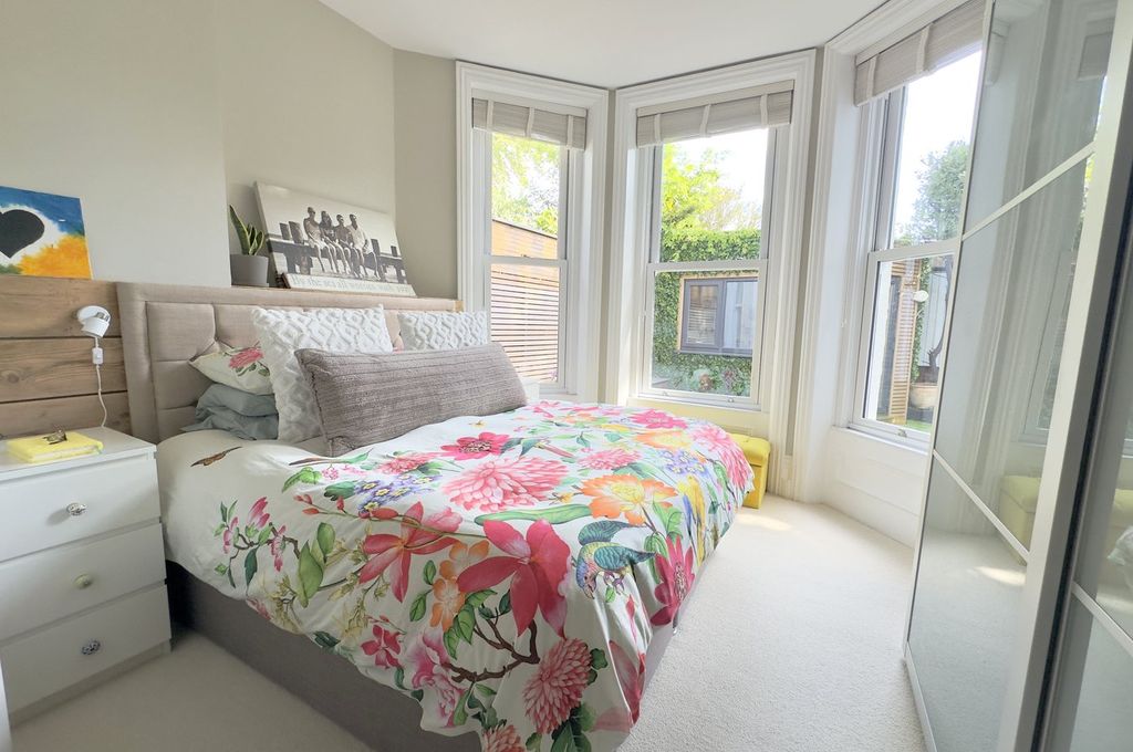 Additional image 12 of 3 bed flat for saleCavendish Road, Dean Park, Bournemouth BH1