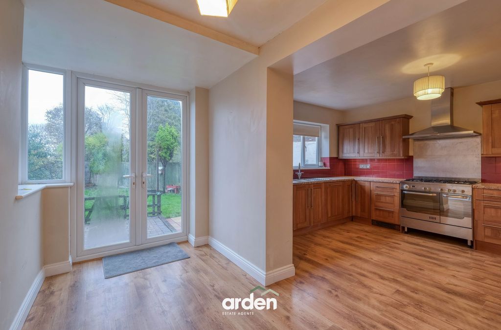 Property photo 3 of 23