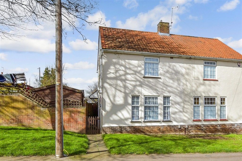 Property photo 1 of 8 External (Web)