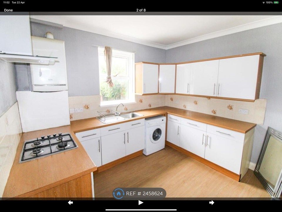 Property photo 2 of 8