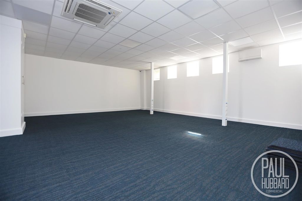 Property photo 3 of 11 2J5A1032.Jpg