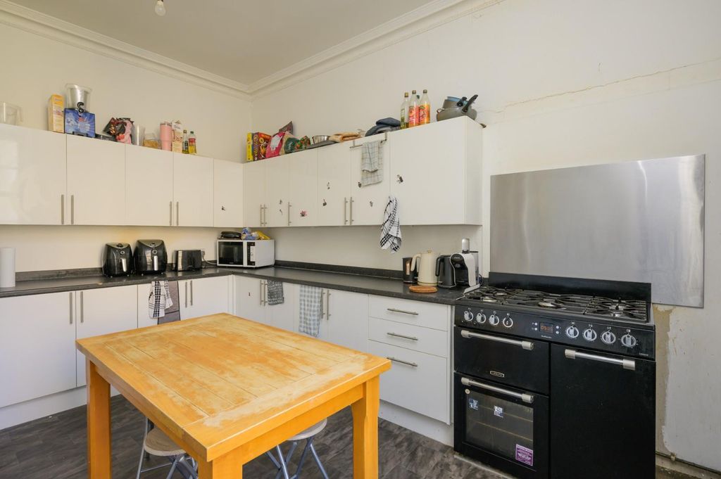 Property photo 3 of 28 1  1A Montpelier Ba1 2Rf-14.Jpg