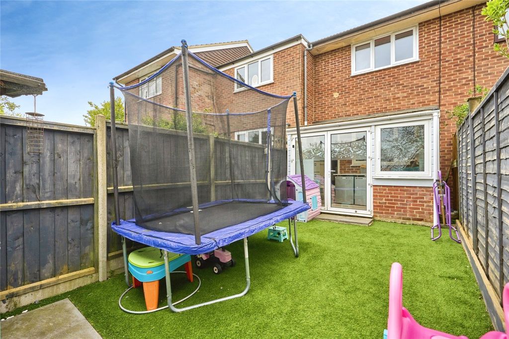 Property photo 2 of 16 Picture No. 25