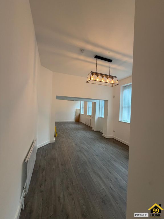 Property photo 3 of 29 Photo 2