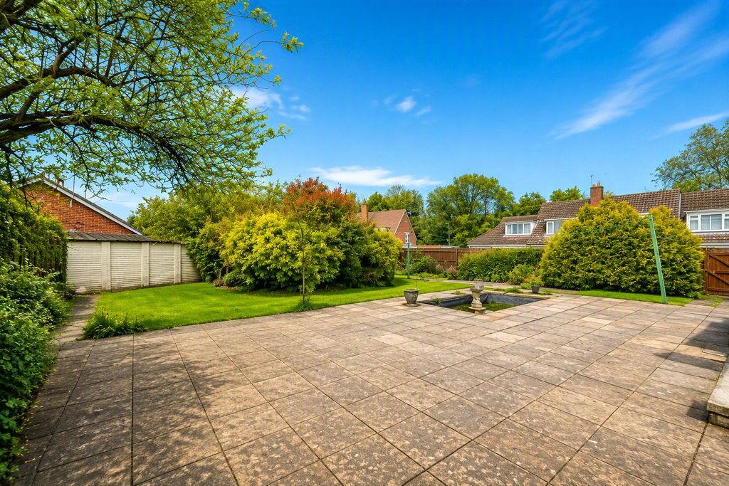 Property photo 2 of 15 Picture No. 20