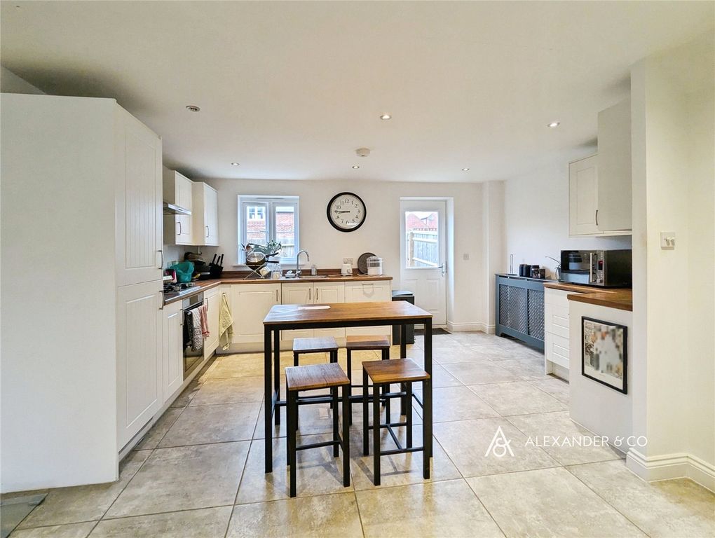 Property photo 3 of 7 Picture No. 03