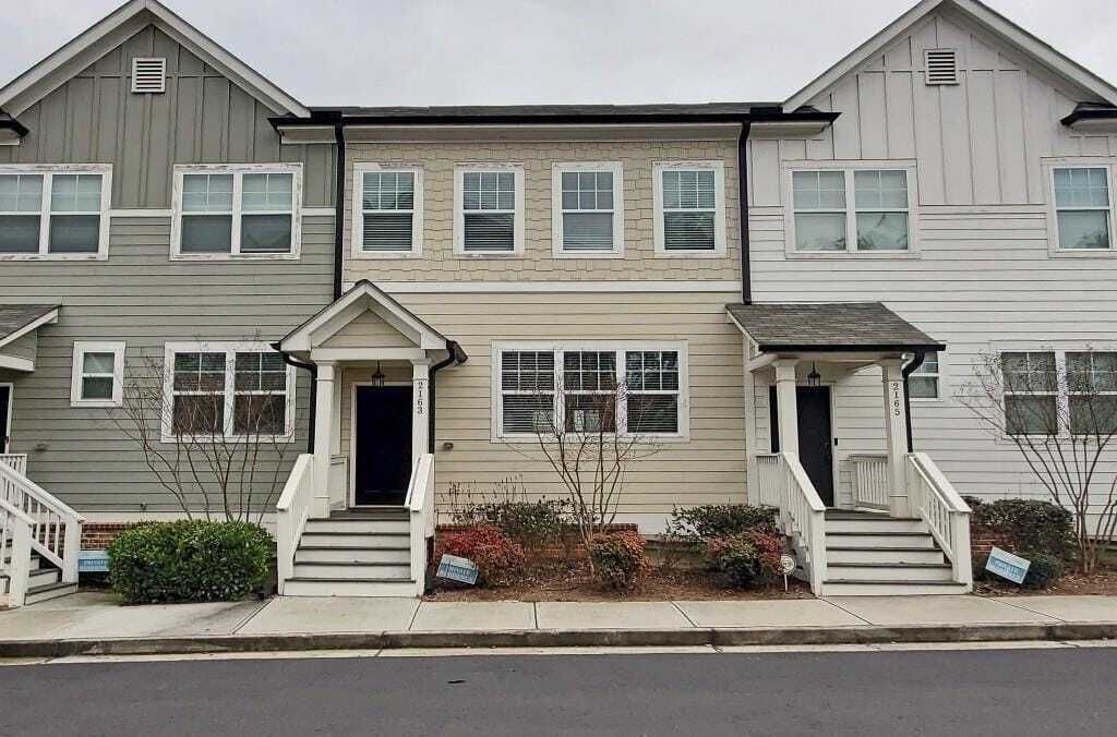 Property photo 1 of 31