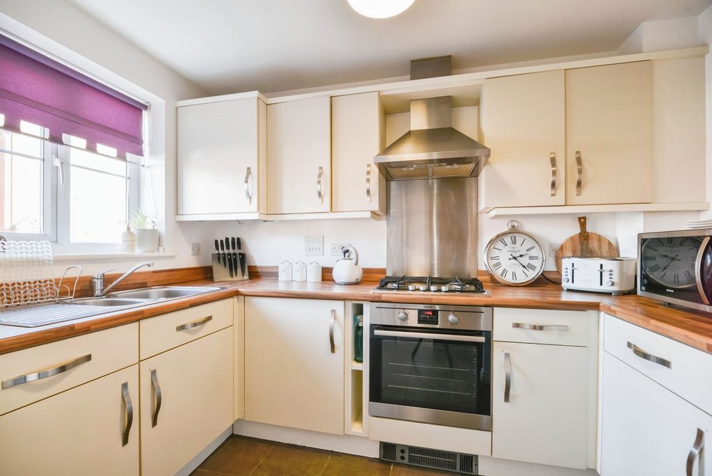 Property photo 2 of 17 Photography