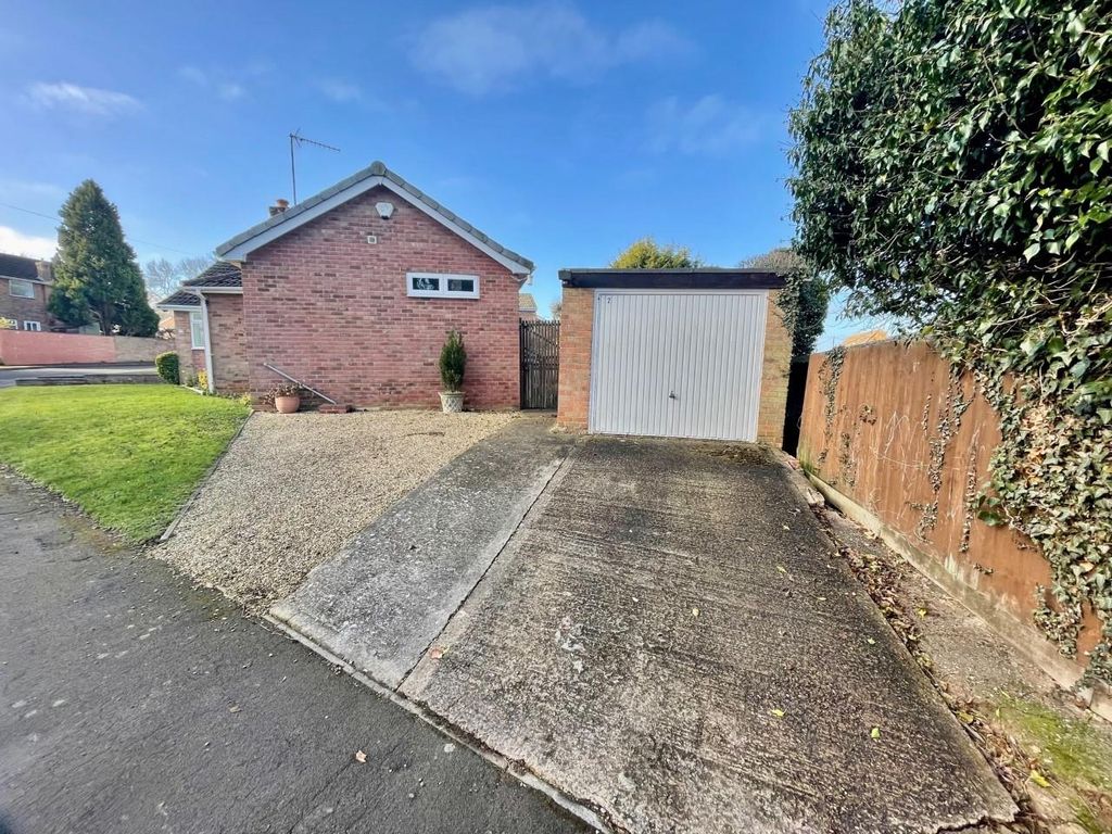 Property photo 2 of 17 The High Leys2.Jpg