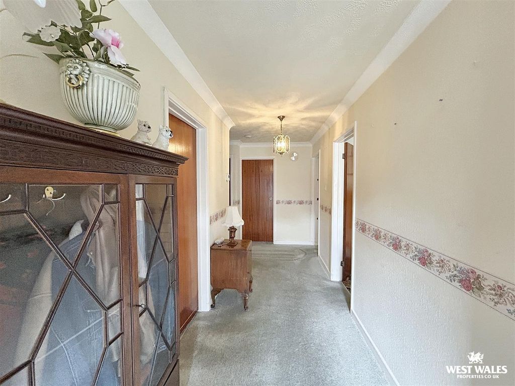 Property photo 2 of 24 Img_0172.Jpg