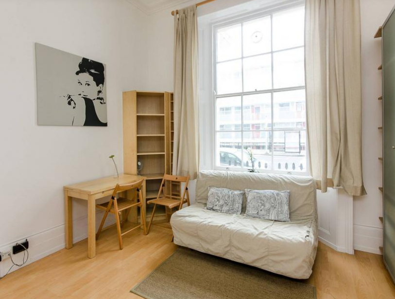 Property photo 2 of 10