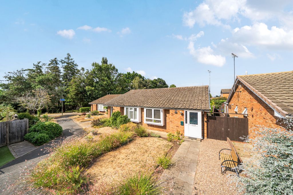 Property photo 1 of 16 1496624-1-6A5F8F5...