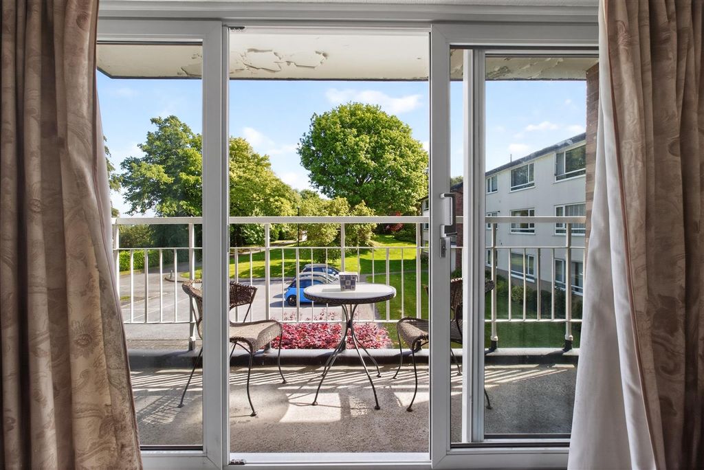 Additional image 17 of 3 bed flat for saleThe Glen, Sheffield S10