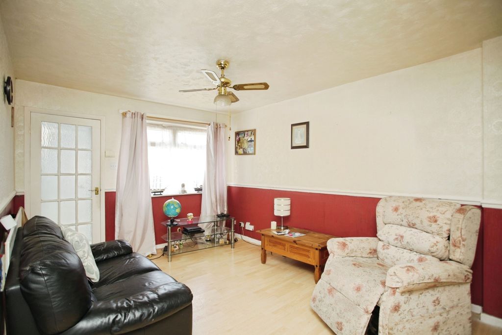 Property photo 2 of 13 Photo