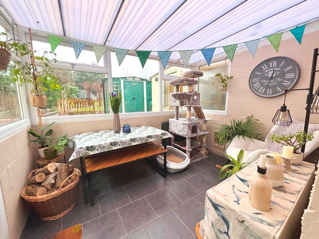 Property photo 3 of 4 Conservatory