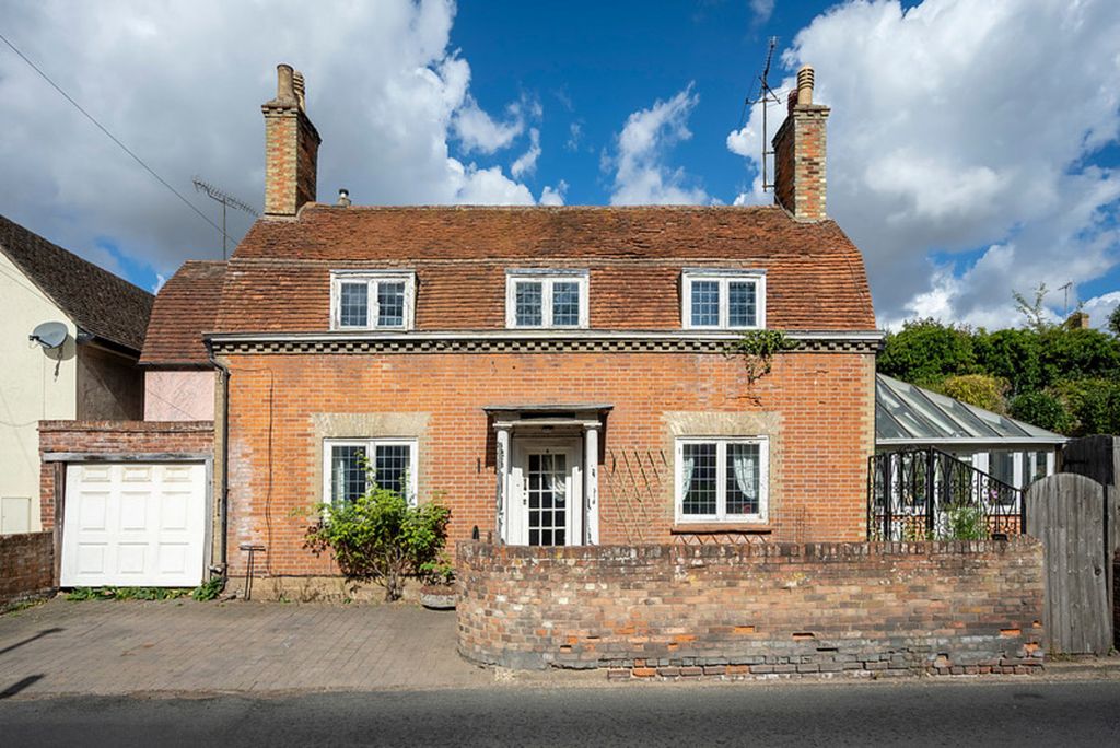 Property photo 1 of 38