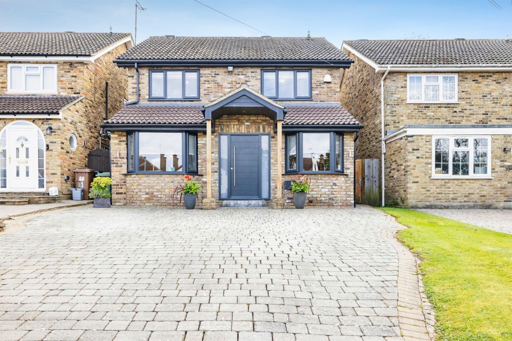 Property photo 1 of 32