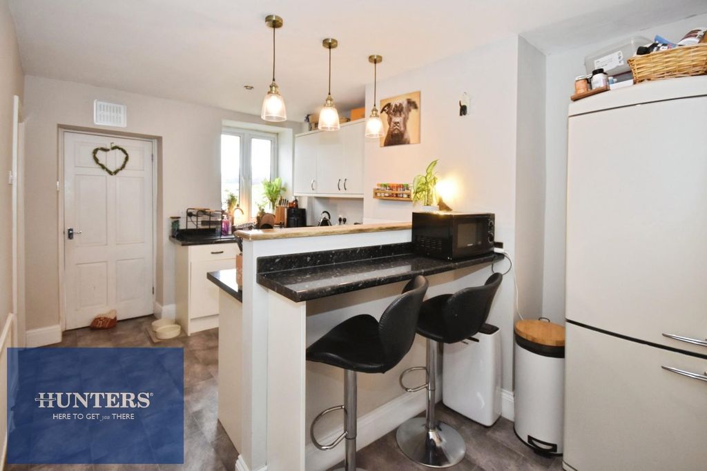 Property photo 3 of 13 Kitchen Diner.Jpg