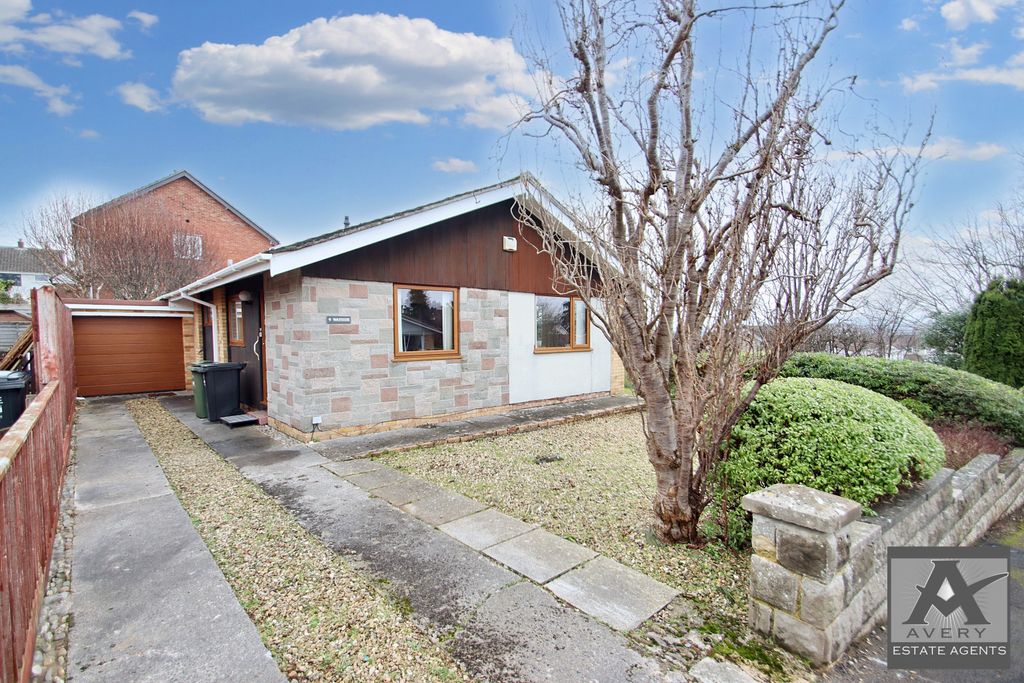 Property photo 1 of 21 2Â Bedroom Detached Bungalow For Sale