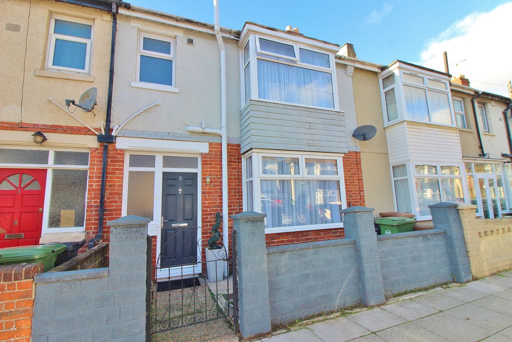 Property photo 1 of 19