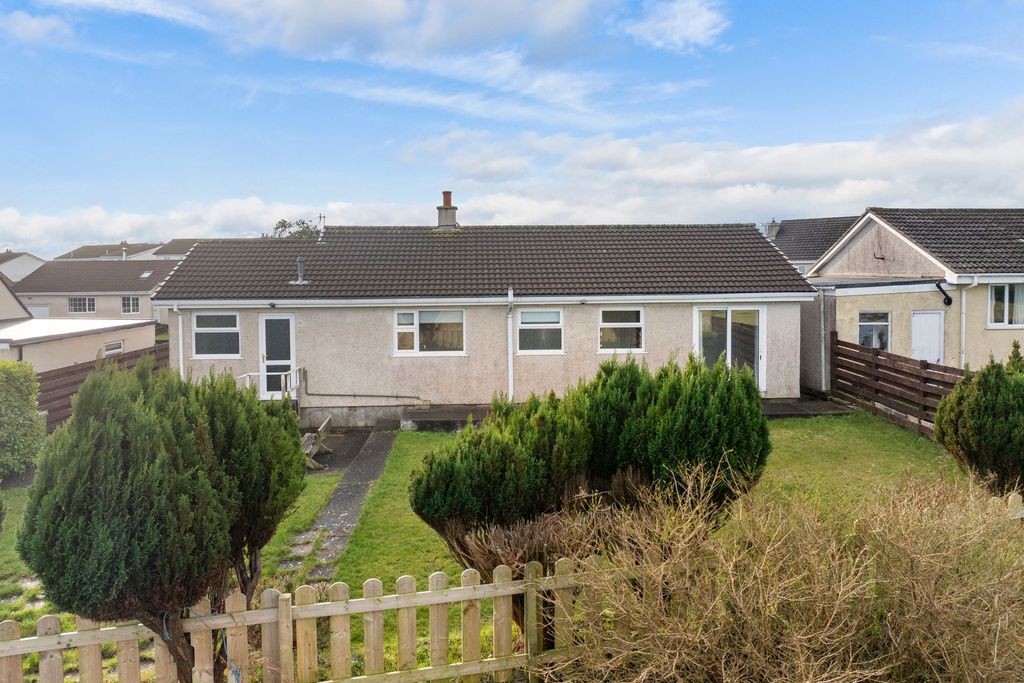 Property photo 3 of 20