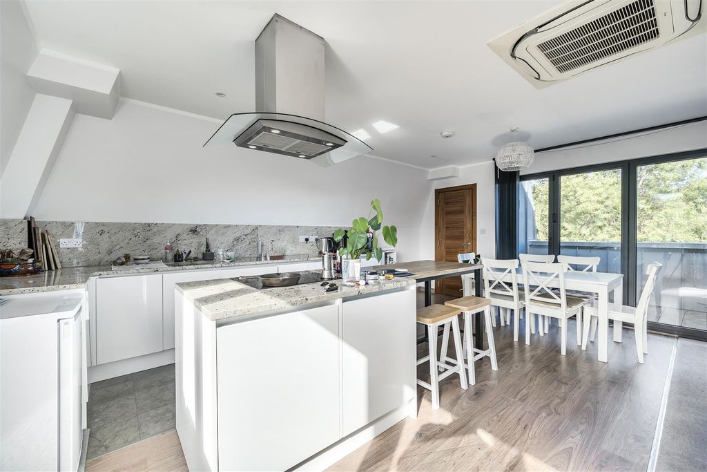 Property photo 2 of 16 1357729-4-68d278B0Cb29F.Jpg