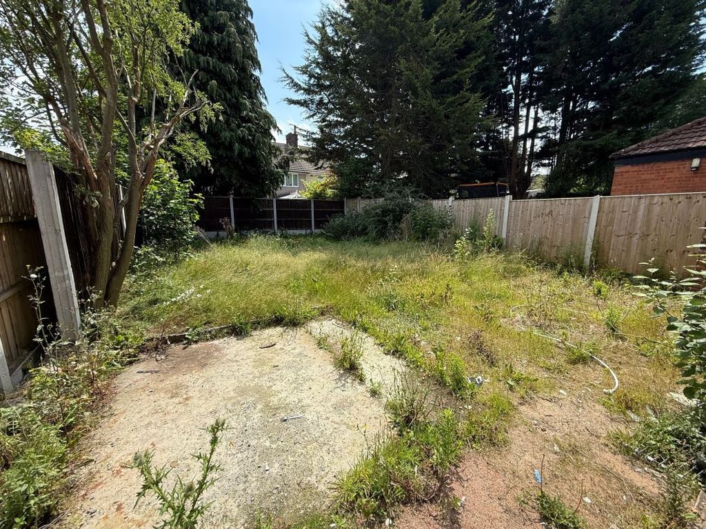 Property photo 3 of 3