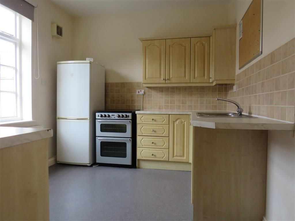 Property photo 1 of 9 Kitchen