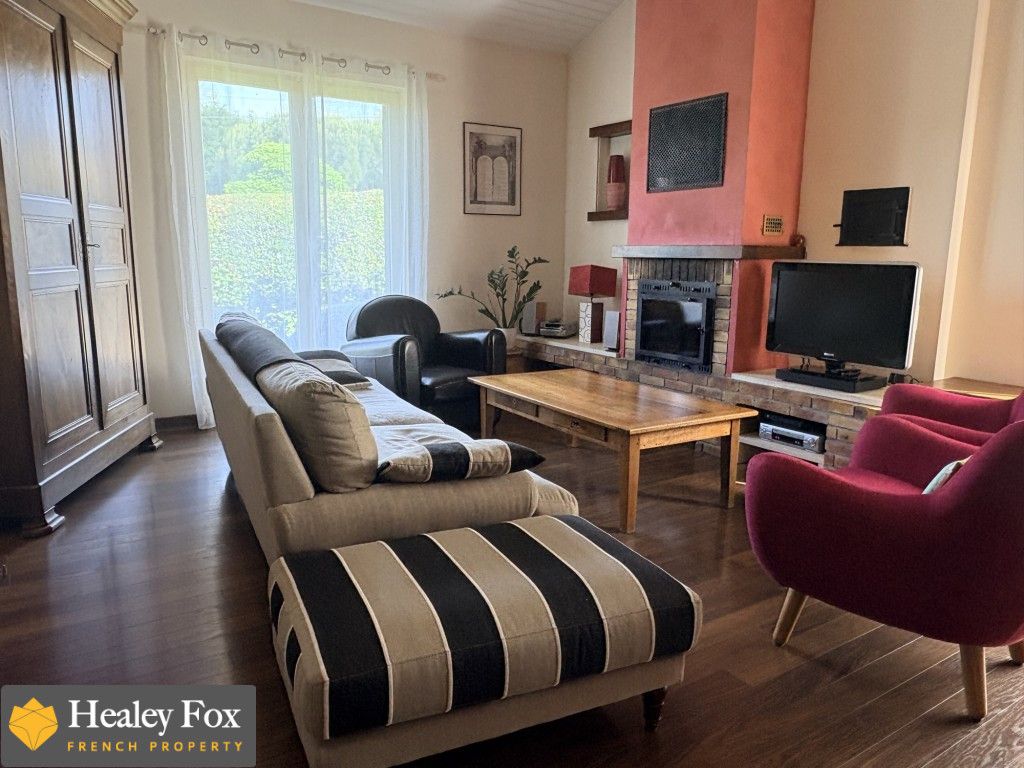 Property photo 3 of 39 3._Maison_Contemporaine_Ruffec6A4Bd70A162d5