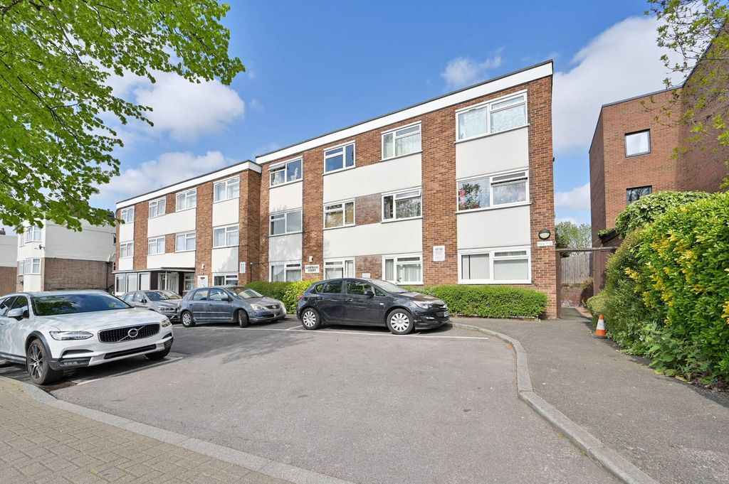 Property photo 2 of 11