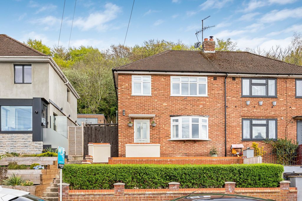 Property photo 1 of 20