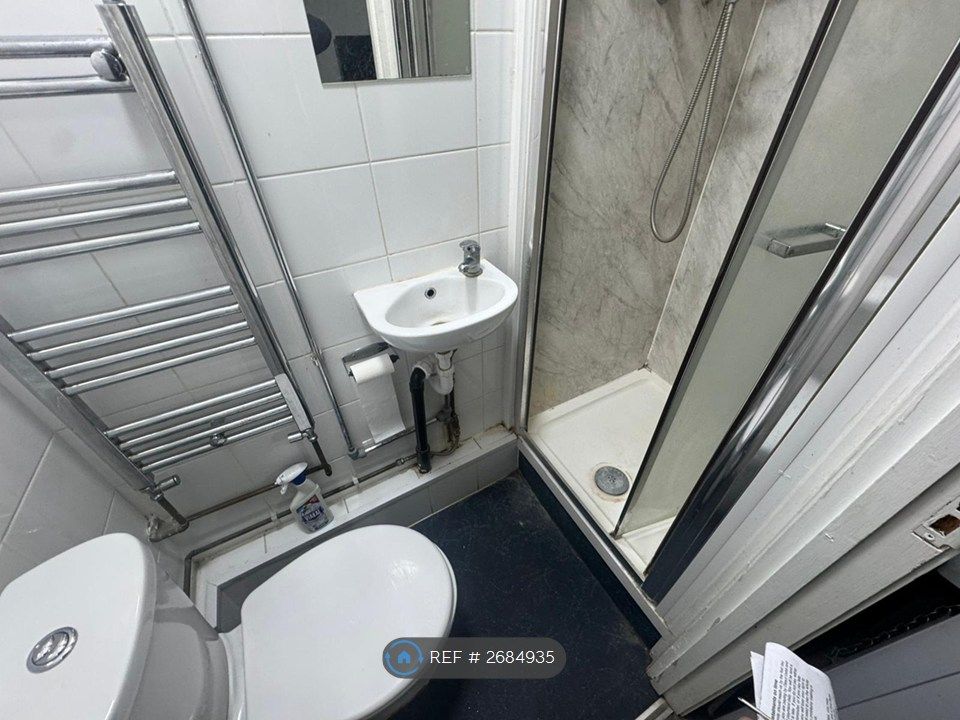 Property photo 3 of 4