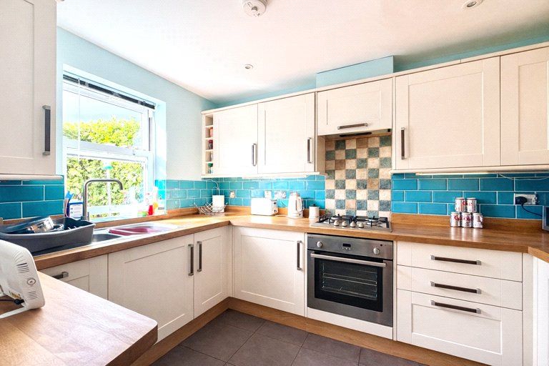 Property photo 3 of 17 Picture No. 25