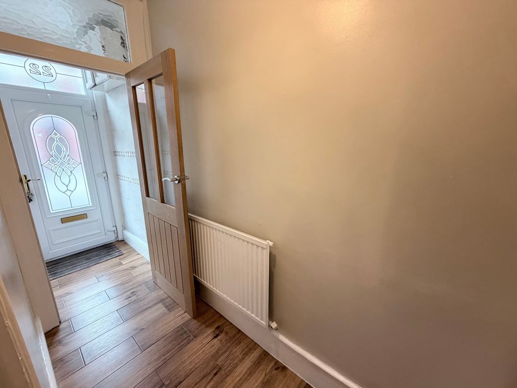 Property photo 2 of 30