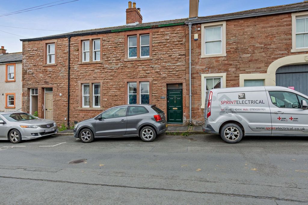 Property photo 1 of 22