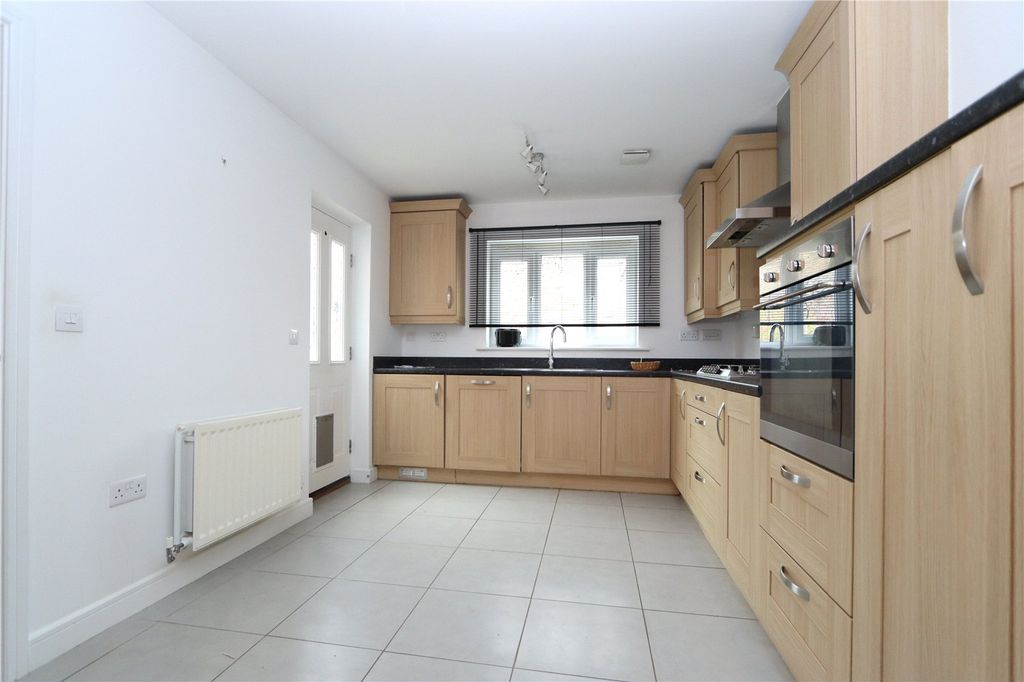 Property photo 3 of 18 Picture No. 23