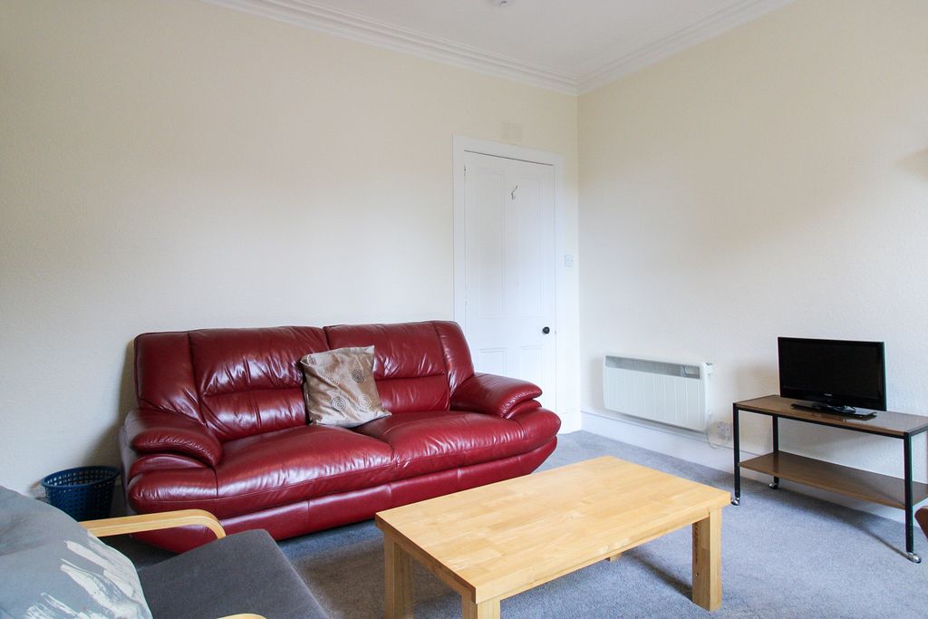 Property photo 2 of 12 Living Room
