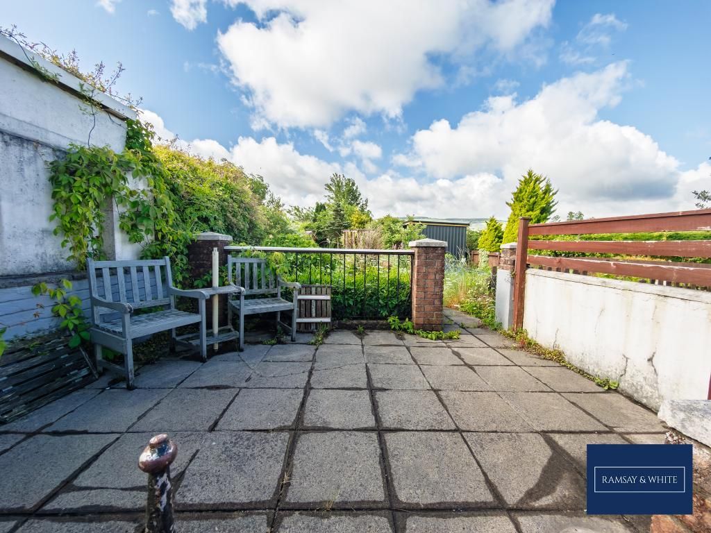 Property photo 2 of 10