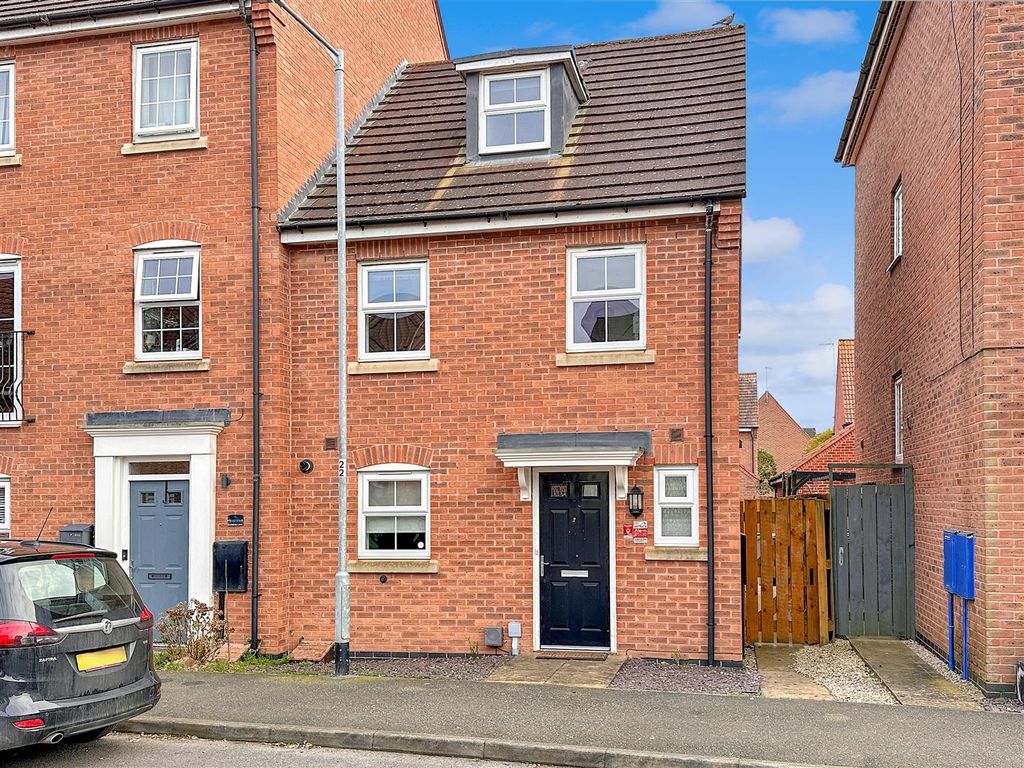 Property photo 1 of 17 Front Aspect 850