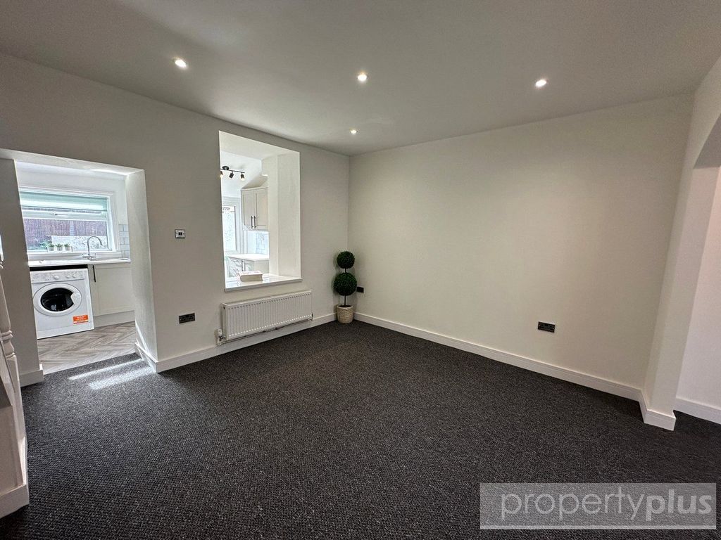 Property photo 2 of 13 Picture No. 02