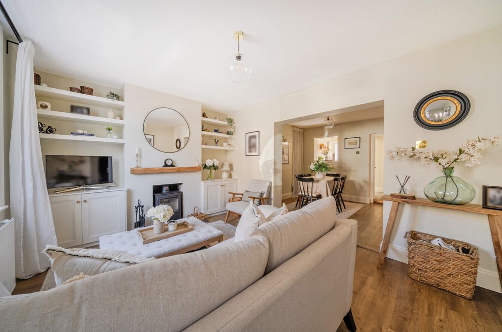 Property photo 2 of 12 1487386-17-6A4E27...